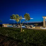 Villa Olea O' Luxury Living Pesádha