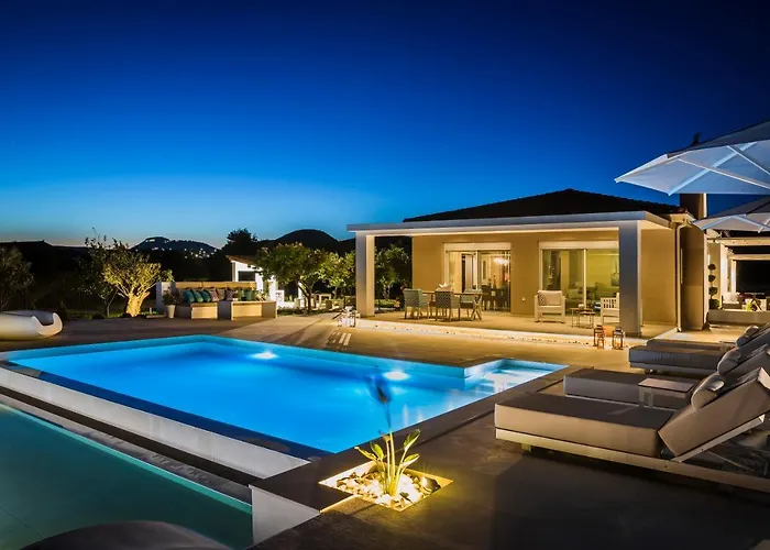 Villa Olea O' Luxury Living Pesádha